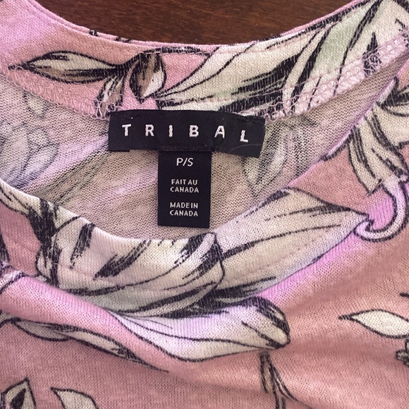 Lightweight floral sweater - Picture 3 of 5